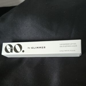 GO. Glimmer Lacquered Lip Gel Sunset Rose